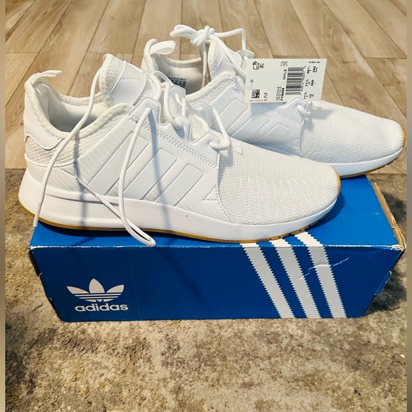 Men's Adidas Sneakers - Picture 3 of 5